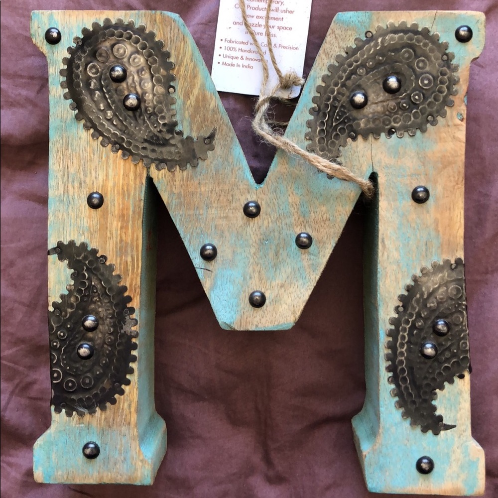 Decorative Wooden „M”